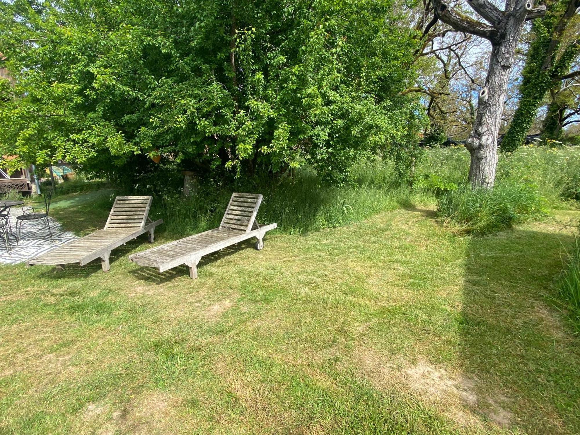Gite Wildflower Lane Valojoulx Exterior foto
