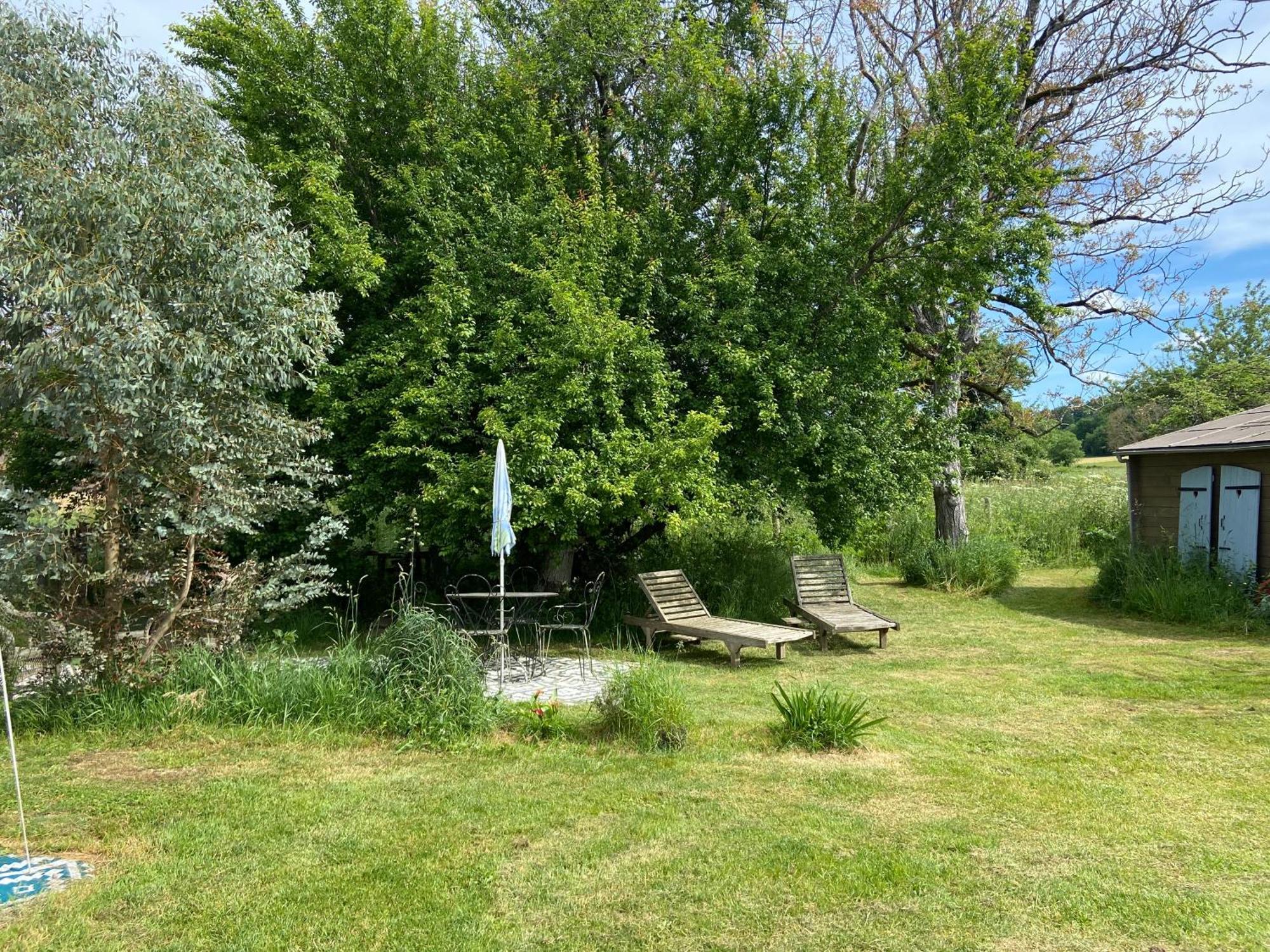 Gite Wildflower Lane Valojoulx Exterior foto