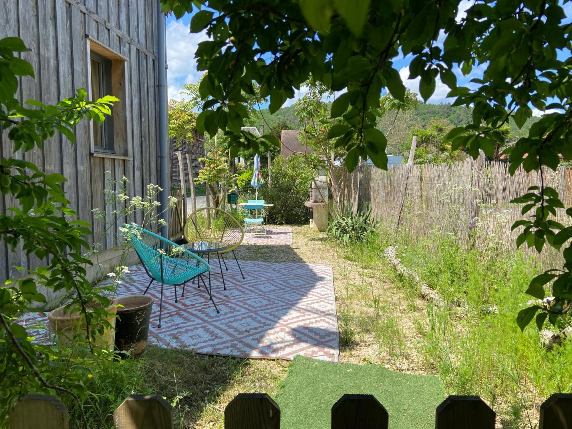 Gite Wildflower Lane Valojoulx Exterior foto